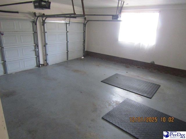 864 Thunderbird Drive, Florence, SC 29501