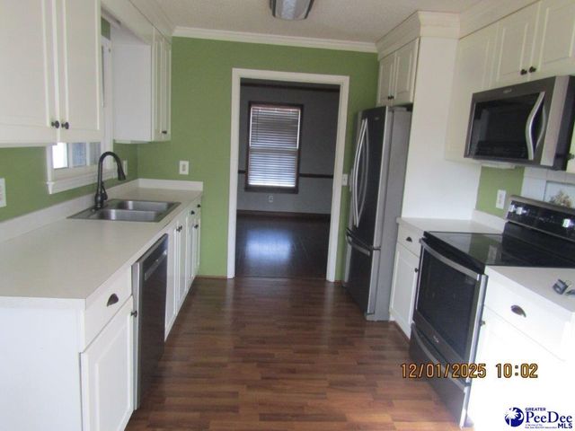 864 Thunderbird Drive, Florence, SC 29501