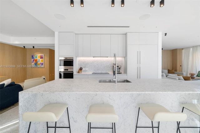 5775 Collins Ave 1501, Miami Beach, FL 33140