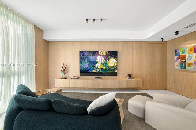 5775 Collins Ave 1501, Miami Beach, FL 33140