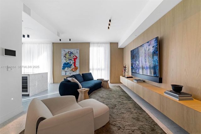 5775 Collins Ave 1501, Miami Beach, FL 33140