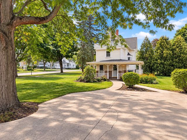 125 S Maple Street, Itasca, IL 60143