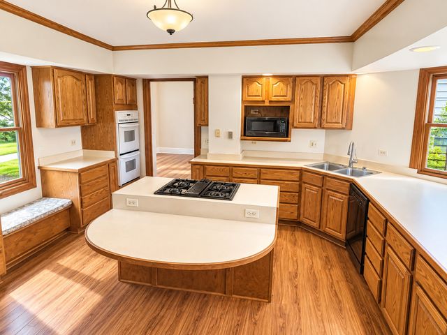 125 S Maple Street, Itasca, IL 60143