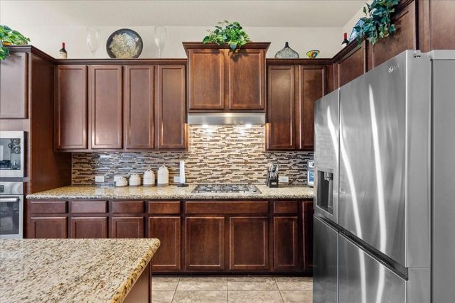 4329 S Meridian Greens Drive, Dickinson, TX 77539