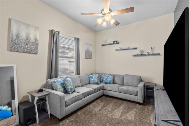 4329 S Meridian Greens Drive, Dickinson, TX 77539