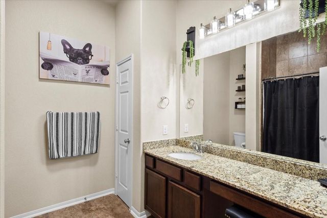 4329 S Meridian Greens Drive, Dickinson, TX 77539