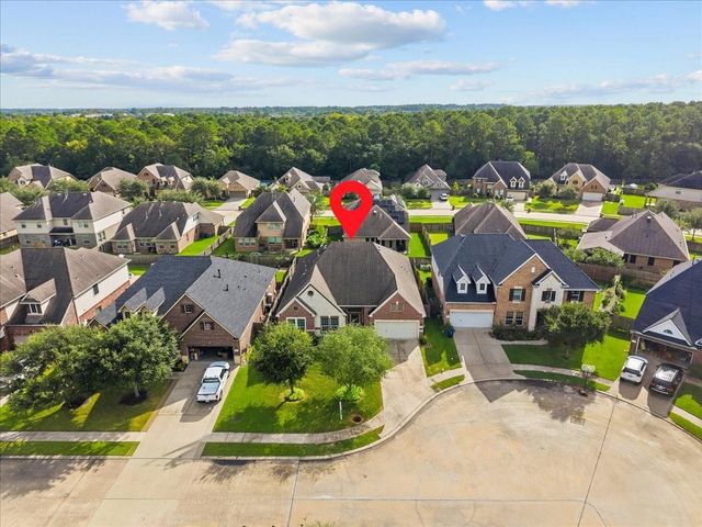 4329 S Meridian Greens Drive, Dickinson, TX 77539