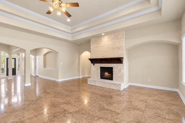 4329 S Meridian Greens Drive, Dickinson, TX 77539