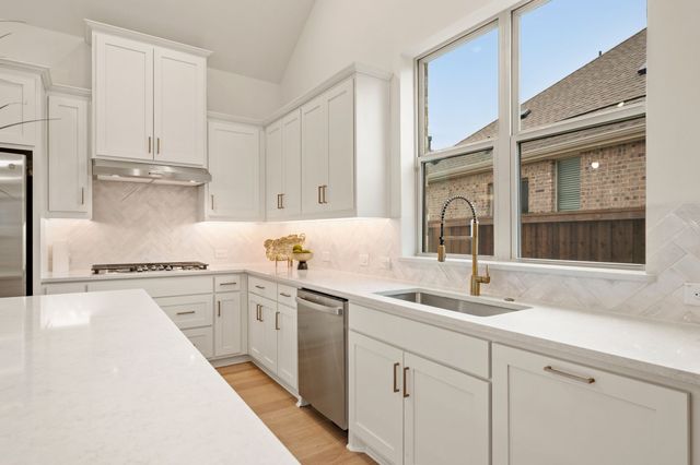 4821 Forest Crest Parkway, Arlington, TX 76005