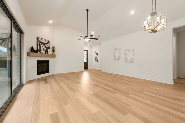 4821 Forest Crest Parkway, Arlington, TX 76005