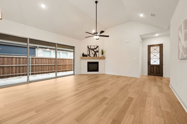 4821 Forest Crest Parkway, Arlington, TX 76005