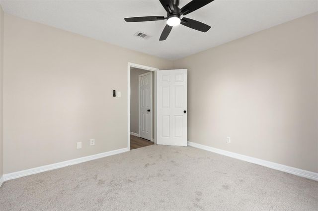 811 Deepwater Avenue, Pasadena, TX 77503