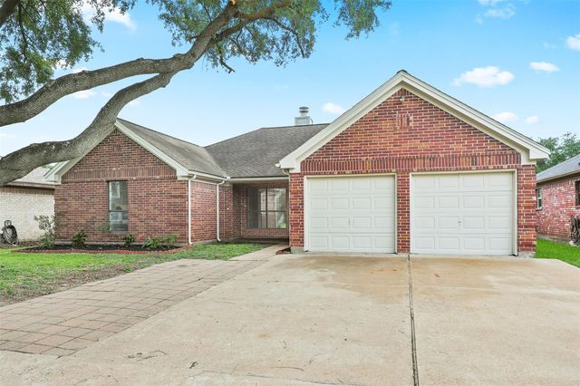 811 Deepwater Avenue, Pasadena, TX 77503