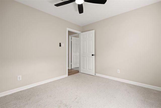 811 Deepwater Avenue, Pasadena, TX 77503