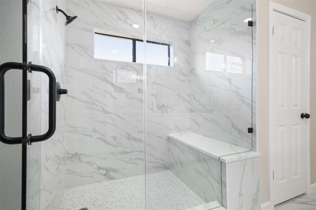 811 Deepwater Avenue, Pasadena, TX 77503