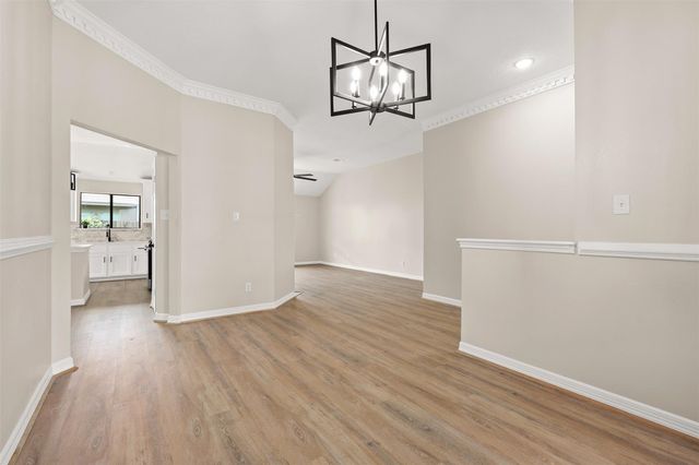 811 Deepwater Avenue, Pasadena, TX 77503