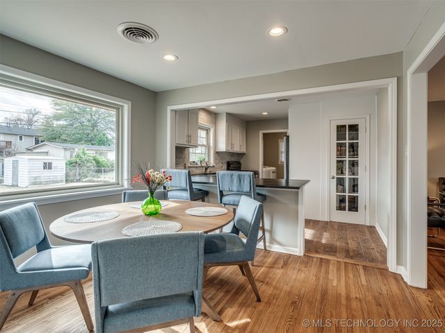 3714 E 37th Place, Tulsa, OK 74135