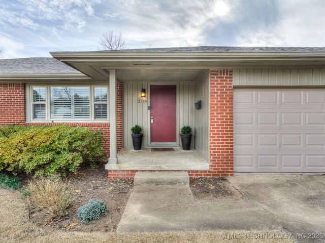 3714 E 37th Place, Tulsa, OK 74135