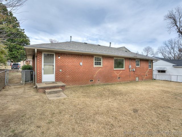 3714 E 37th Place, Tulsa, OK 74135