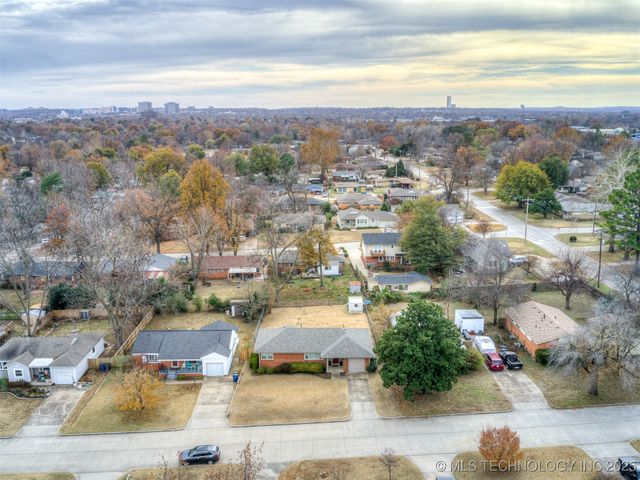 3714 E 37th Place, Tulsa, OK 74135