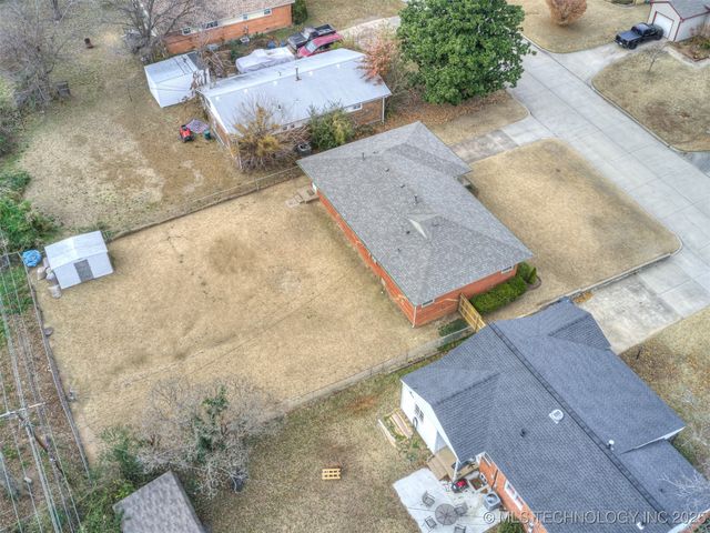 3714 E 37th Place, Tulsa, OK 74135