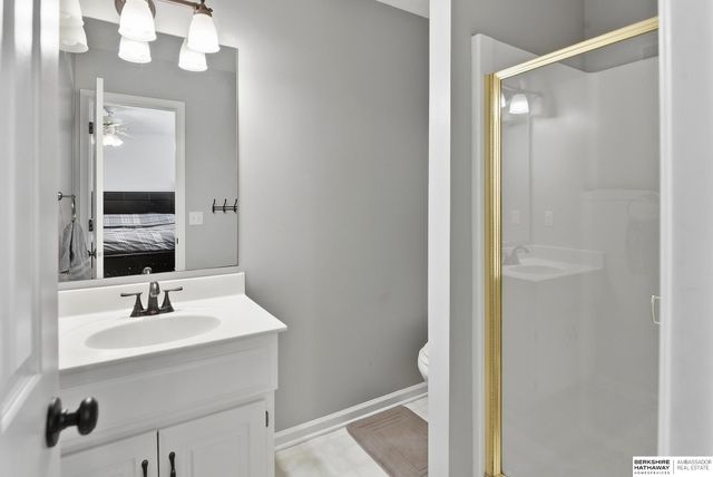 421 S 161st Street, Omaha, NE 68118