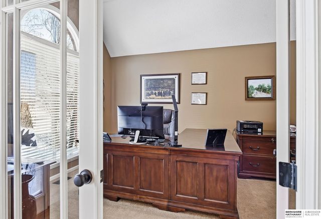 421 S 161st Street, Omaha, NE 68118