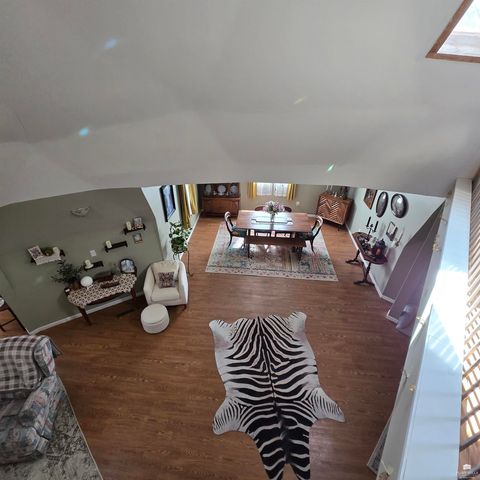 1207 W 1st Street, Abilene, KS 67410