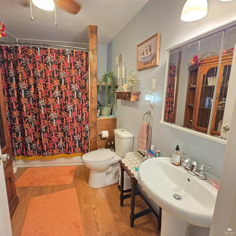 1207 W 1st Street, Abilene, KS 67410