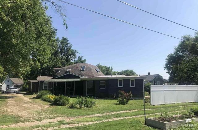 1207 W 1st Street, Abilene, KS 67410