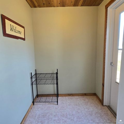 1207 W 1st Street, Abilene, KS 67410