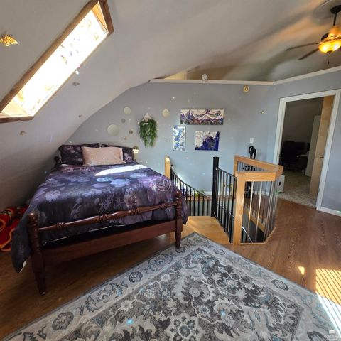 1207 W 1st Street, Abilene, KS 67410