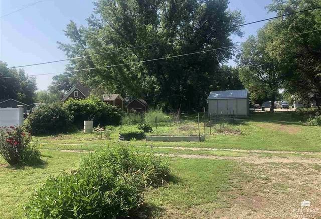 1207 W 1st Street, Abilene, KS 67410