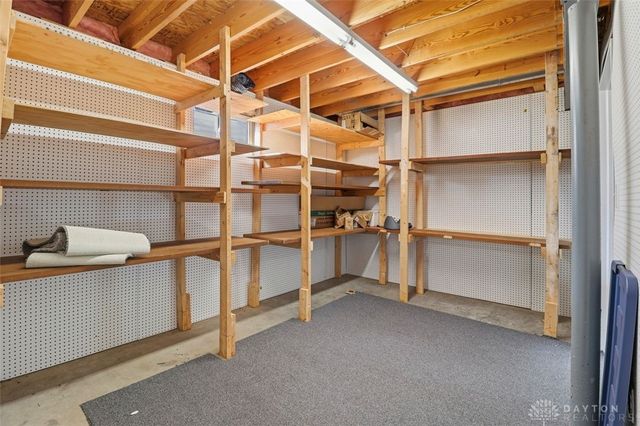 15 Pembrook Drive, Springboro, OH 45066