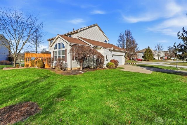 15 Pembrook Drive, Springboro, OH 45066
