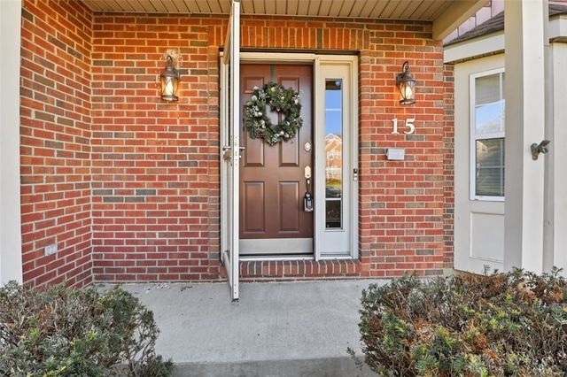 15 Pembrook Drive, Springboro, OH 45066