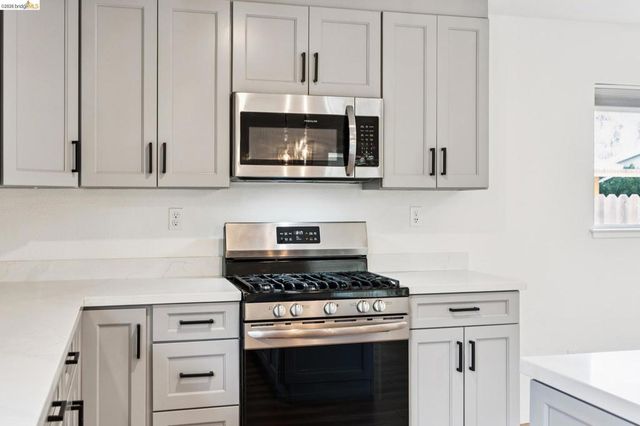 1300 Evergreen Dr., Concord, CA 94520