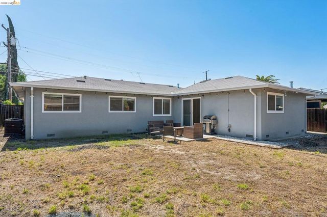 1300 Evergreen Dr., Concord, CA 94520