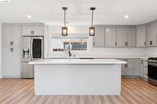 1300 Evergreen Dr., Concord, CA 94520