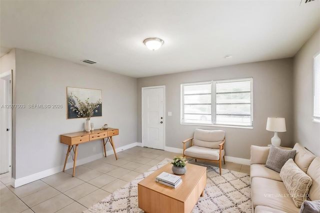 2435 Liberty Street, Hollywood, FL 33020