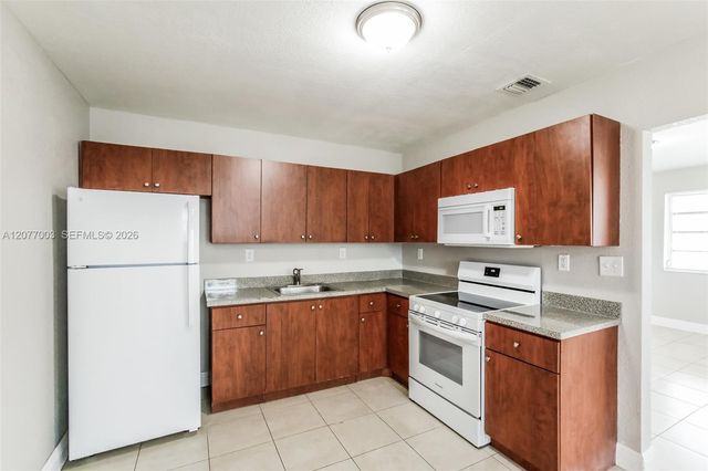 2435 Liberty Street, Hollywood, FL 33020