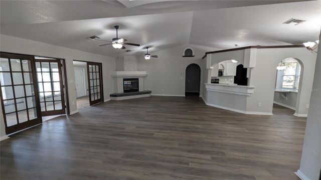 8101 VIA BONITA, Sanford, FL 32771