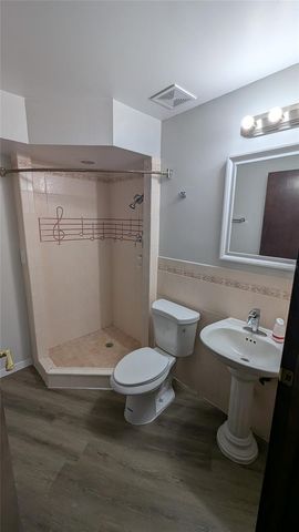 8101 VIA BONITA, Sanford, FL 32771