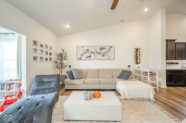 16592 Branham Drive, Fishers, IN 46040