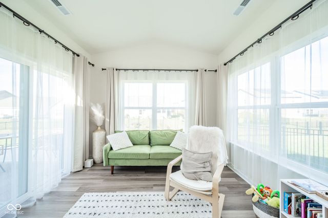 16592 Branham Drive, Fishers, IN 46040