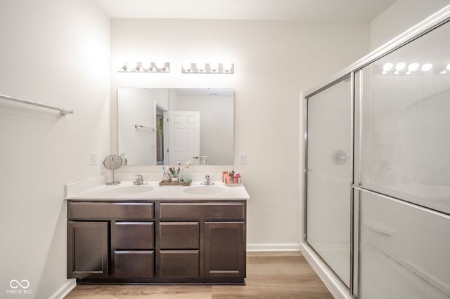 16592 Branham Drive, Fishers, IN 46040