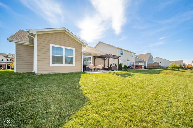 16592 Branham Drive, Fishers, IN 46040