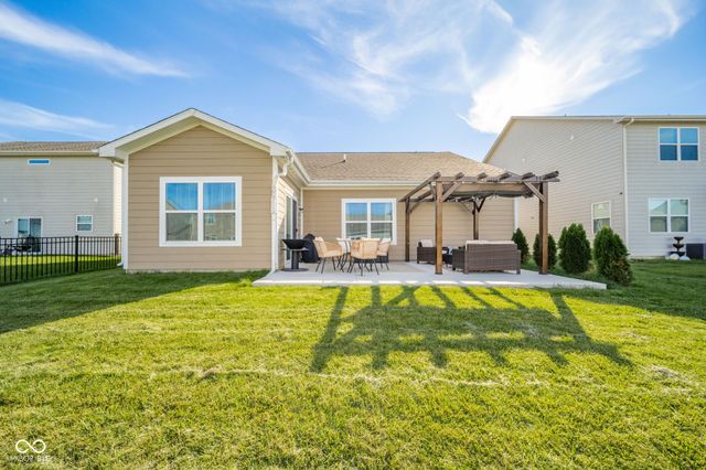 16592 Branham Drive, Fishers, IN 46040