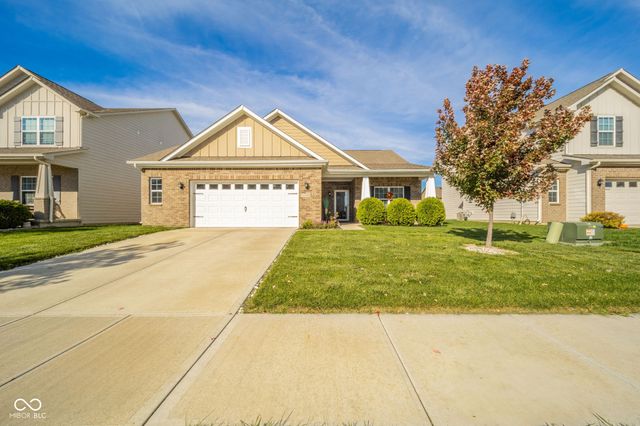 16592 Branham Drive, Fishers, IN 46040