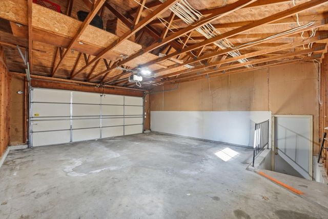 8942 Vinewood Lane N, Maple Grove, MN 55369
